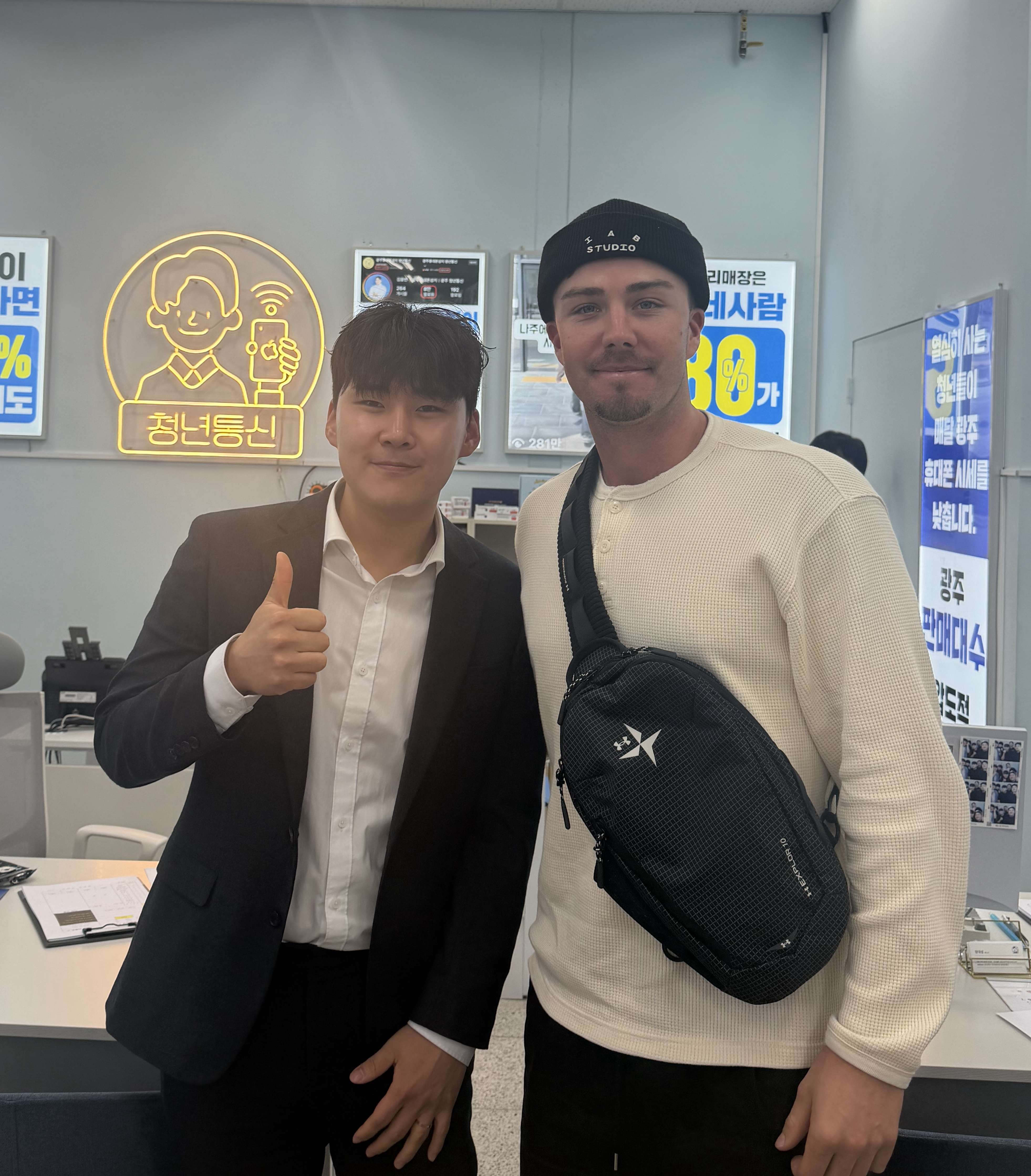 제리드 데일 선수 방문